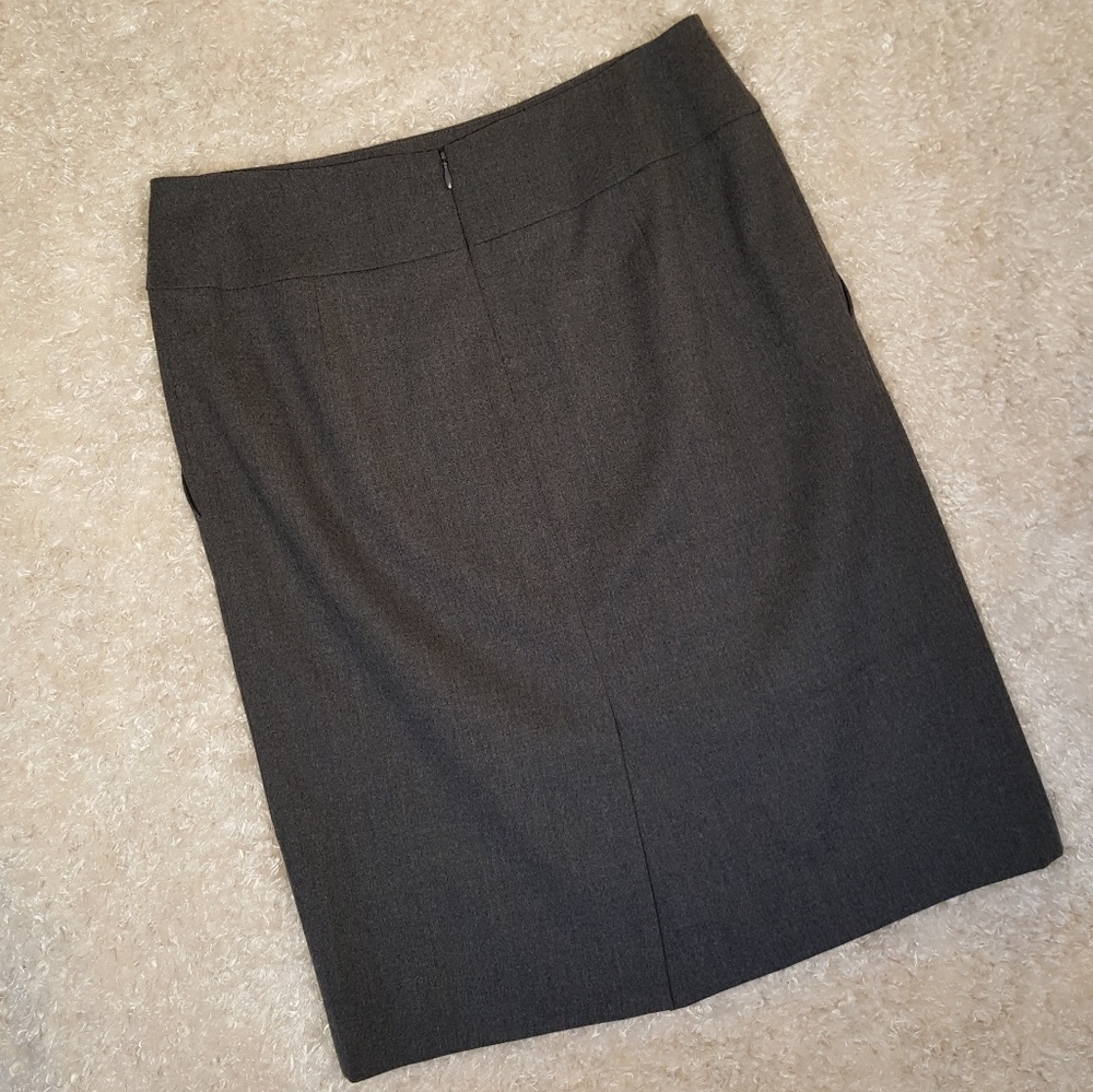 Talbots Grey Wool Pencil Skirt with Front Pockets - Picture 2 of 8